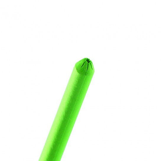 Długopis wykonany ze zrolowanego papieru z zatyczk